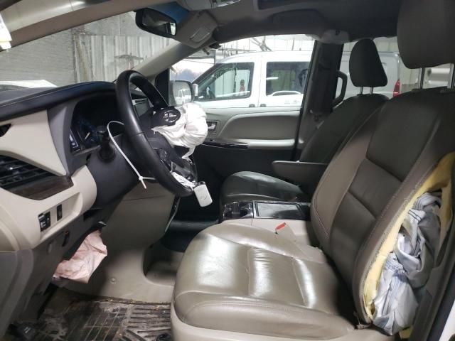 2015 Toyota Sienna XLE