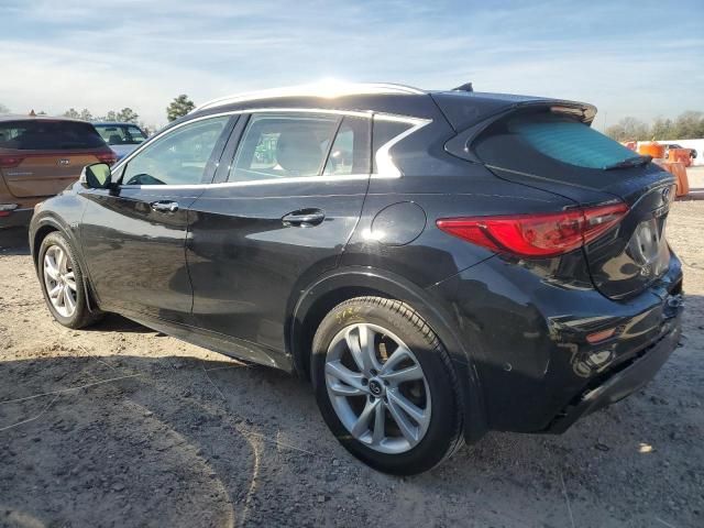 2017 Infiniti QX30 Base