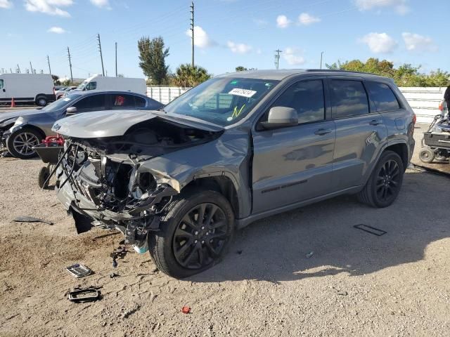 2020 Jeep Grand Cherokee Laredo