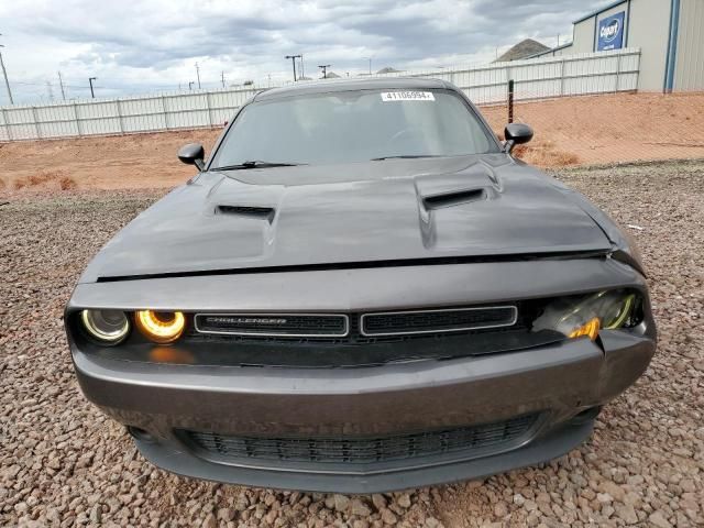 2015 Dodge Challenger SXT