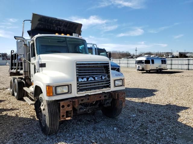 2007 Mack 600 CHN600