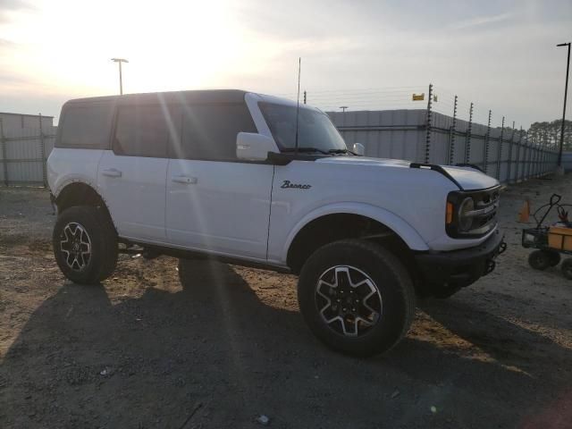 2023 Ford Bronco Base