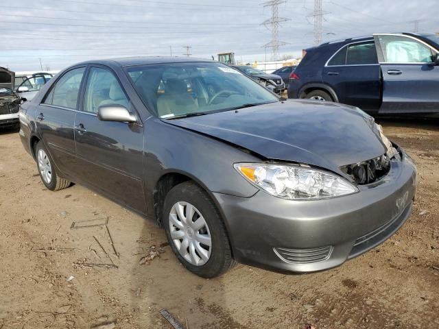 2005 Toyota Camry LE