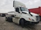 2019 Freightliner Cascadia 126