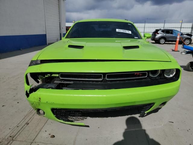 2015 Dodge Challenger SXT Plus