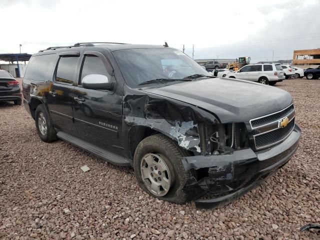 2013 Chevrolet Suburban C1500  LS