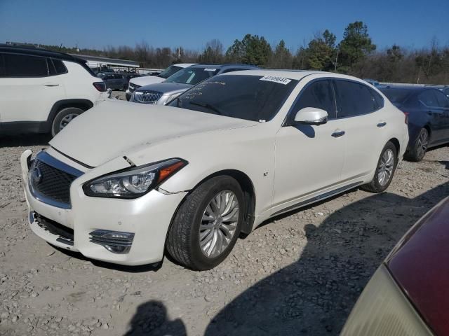 2016 Infiniti Q70 3.7