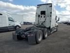 2015 Freightliner Cascadia 125