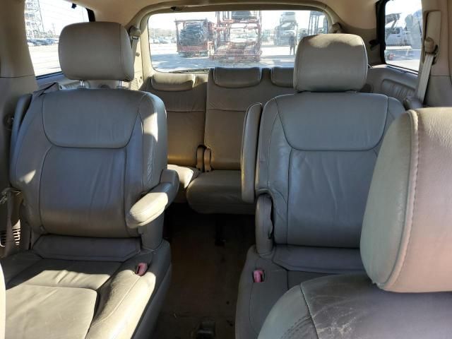 2004 Toyota Sienna XLE