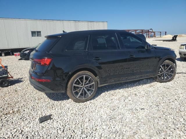 2023 Audi Q7 Premium Plus