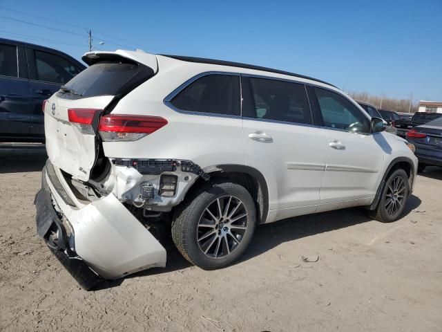 2017 Toyota Highlander SE