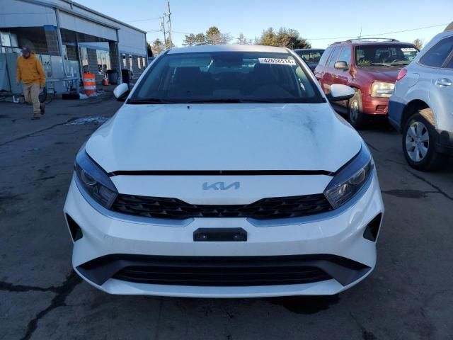 2023 KIA Forte LX