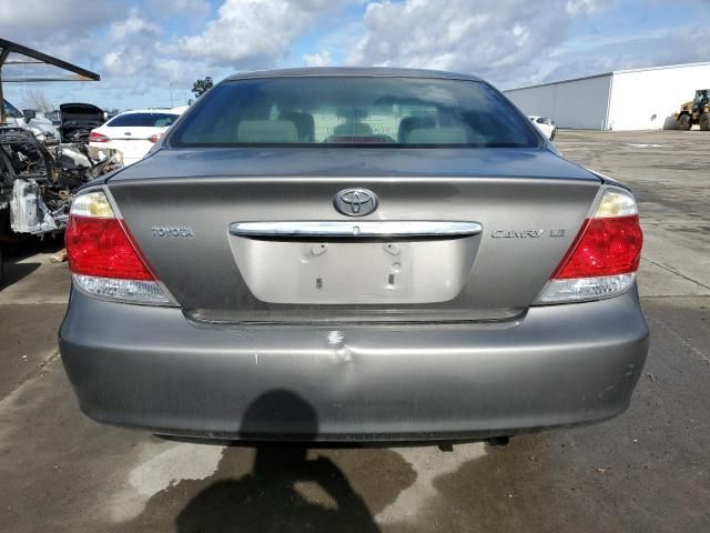 2005 Toyota Camry LE