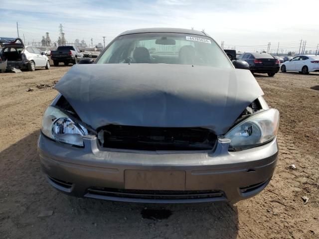 2004 Ford Taurus SE