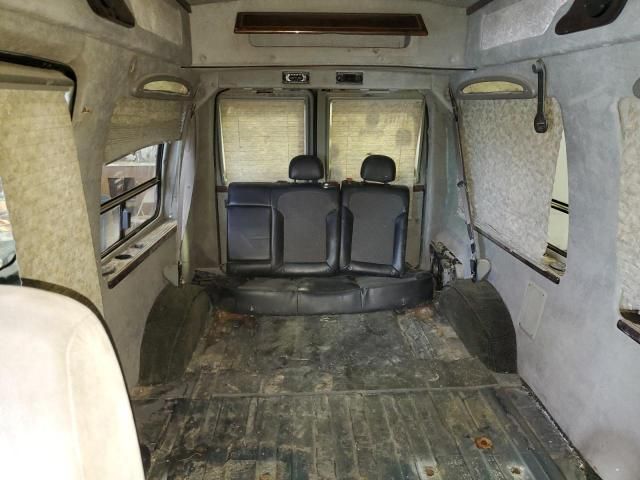 2002 Ford Econoline E150 Van