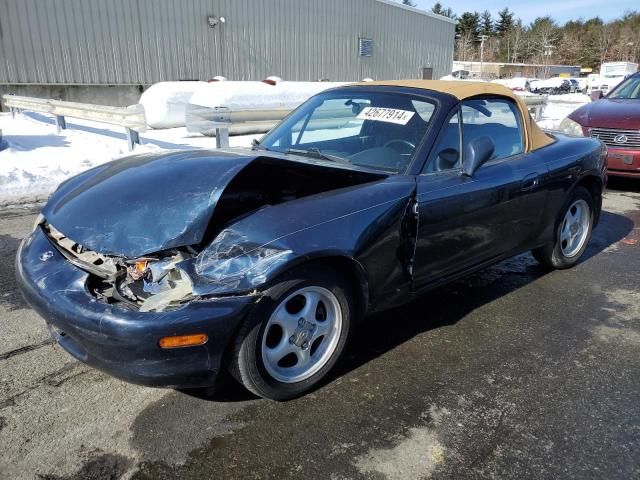 2000 Mazda MX-5 Miata Base