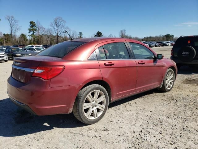 2013 Chrysler 200 Touring