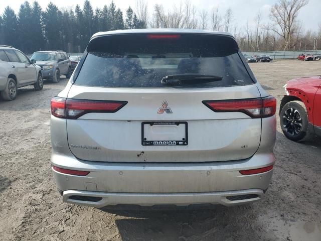 2022 Mitsubishi Outlander SE