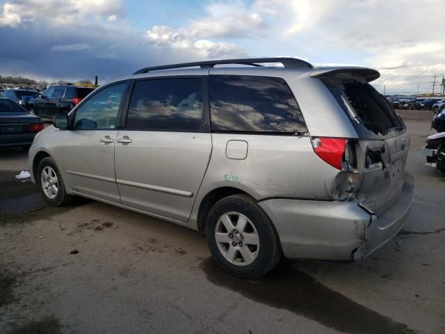 2010 Toyota Sienna CE