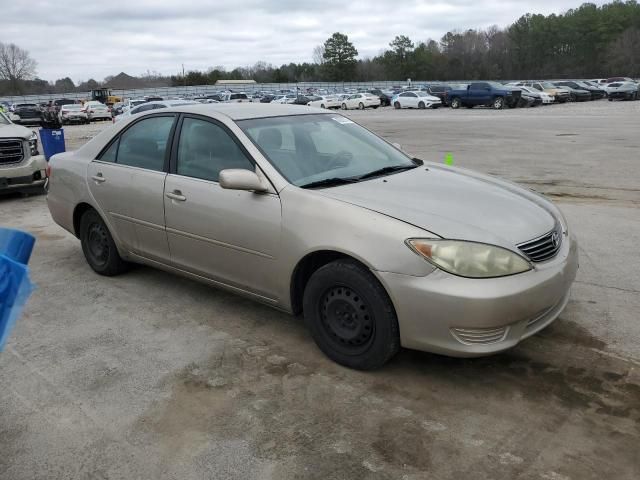 2005 Toyota Camry LE