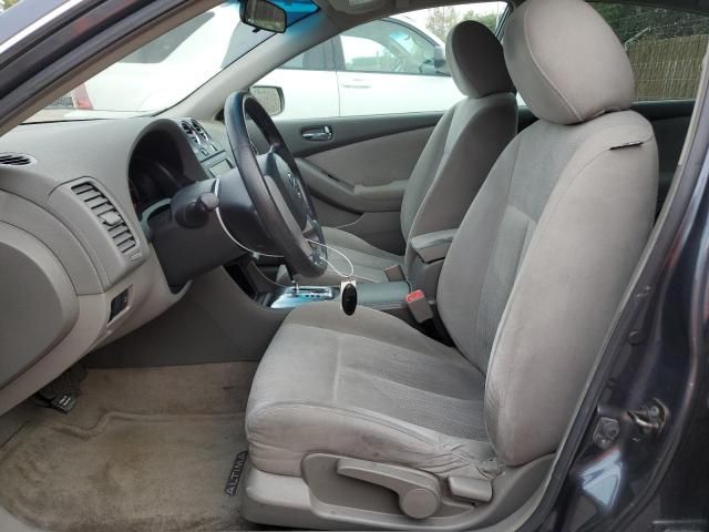 2010 Nissan Altima Base