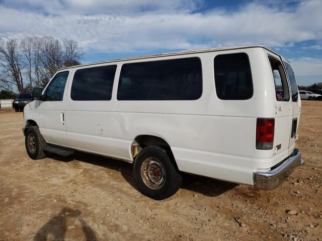 2004 Ford Econoline E350 Super Duty Wagon