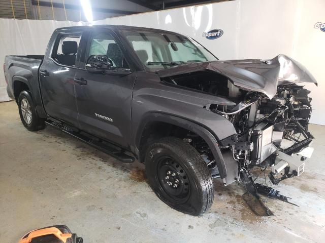 2023 Toyota Tundra Crewmax SR