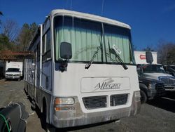 Salvage cars for sale from Copart Waldorf, MD: 2002 Workhorse Custom Chassis Motorhome Chassis P3500