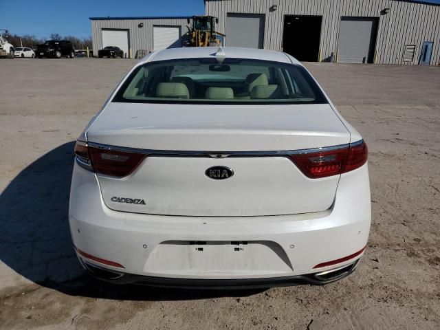 2017 KIA Cadenza Premium