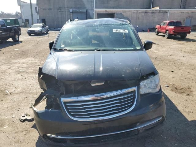 2012 Chrysler Town & Country Touring