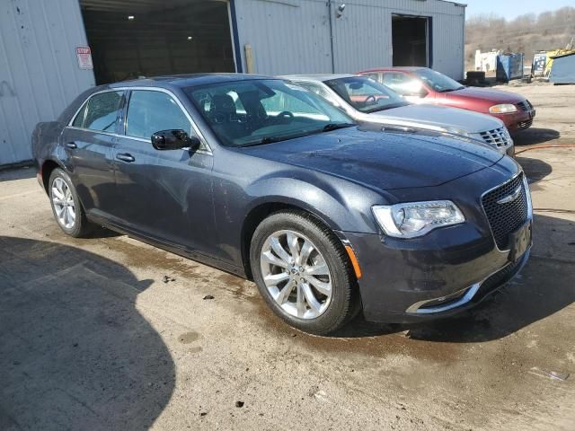 2017 Chrysler 300 Limited