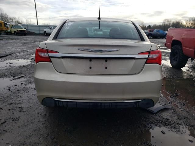 2013 Chrysler 200 Touring