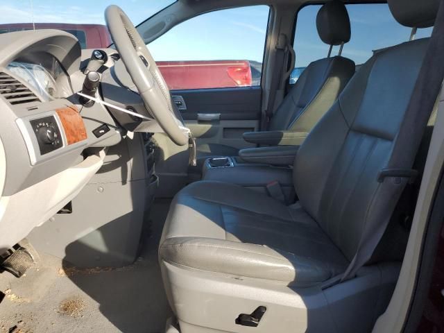 2008 Chrysler Town & Country Touring