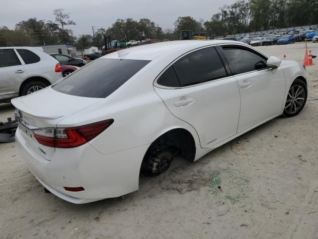 2018 Lexus ES 300H