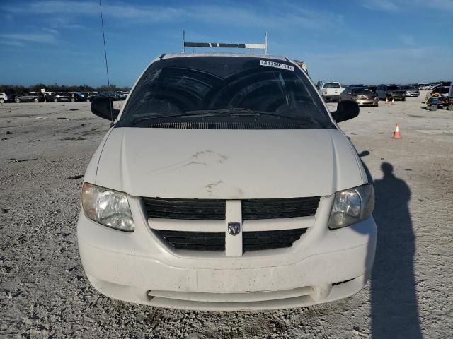 2005 Dodge Grand Caravan SE