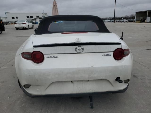 2016 Mazda MX-5 Miata Club