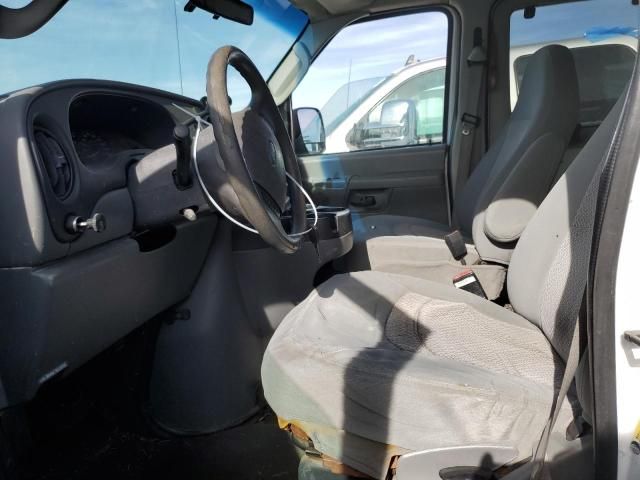 2006 Ford Econoline E350 Super Duty Wagon