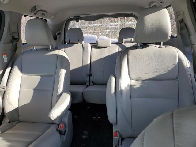 2019 Toyota Sienna XLE