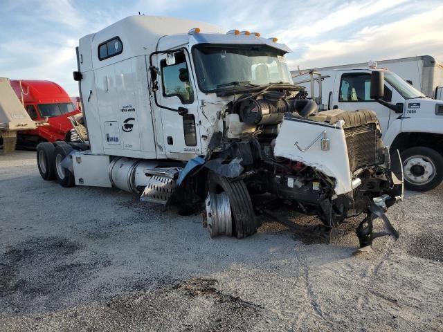 2016 Mack 600 CXU600