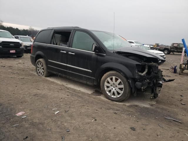 2015 Chrysler Town & Country Touring