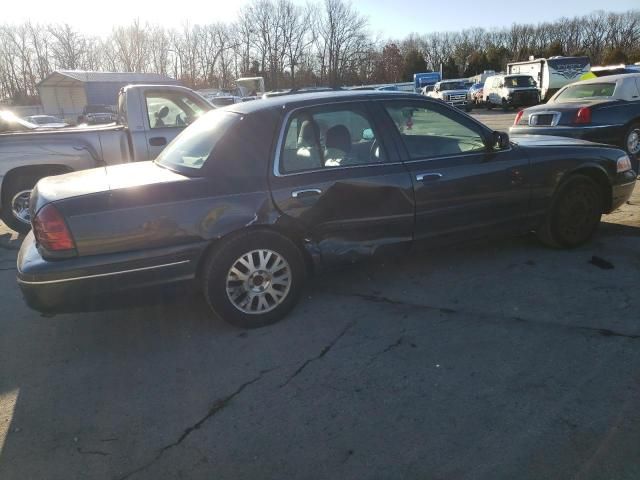 2005 Ford Crown Victoria LX