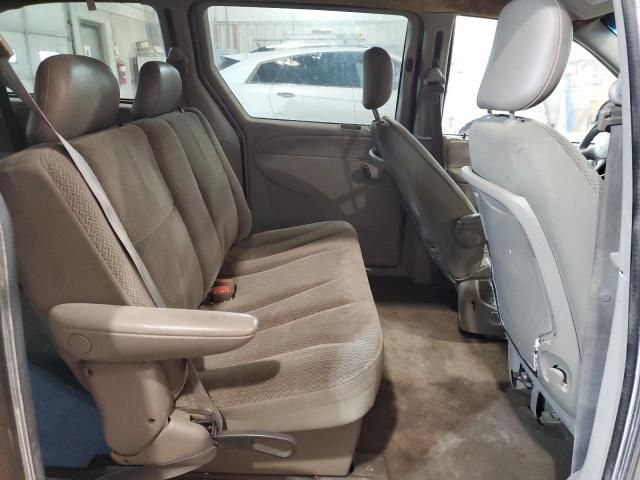 2005 Dodge Grand Caravan SE