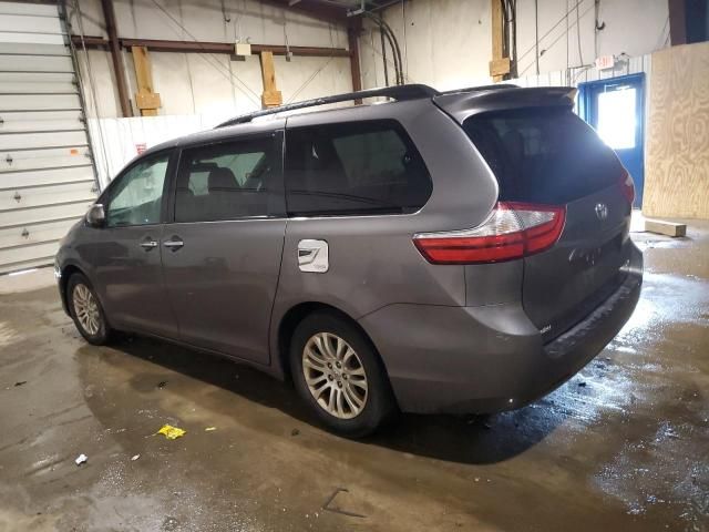 2015 Toyota Sienna XLE