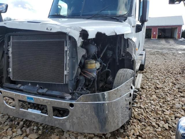 2016 Freightliner Cascadia 125