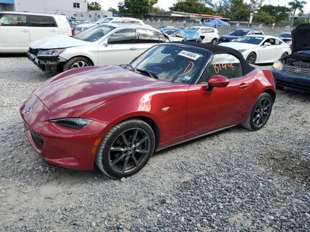 2016 Mazda MX-5 Miata Grand Touring