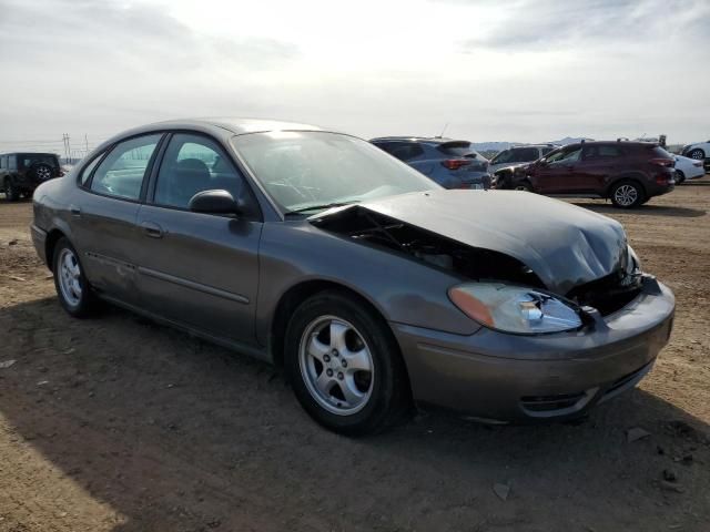 2004 Ford Taurus SE