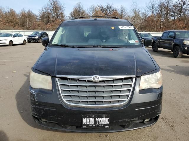 2010 Chrysler Town & Country Touring Plus