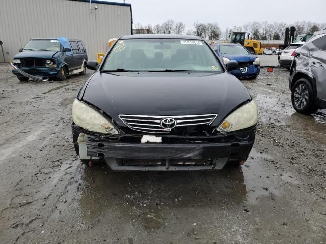 2005 Toyota Camry LE