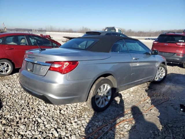 2013 Chrysler 200 Touring