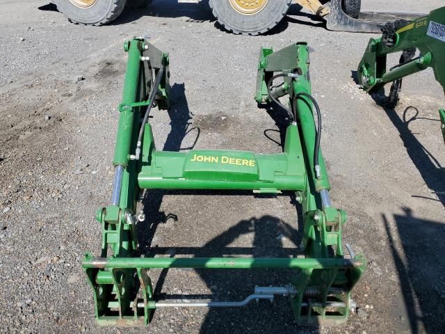 2022 John Deere 520M